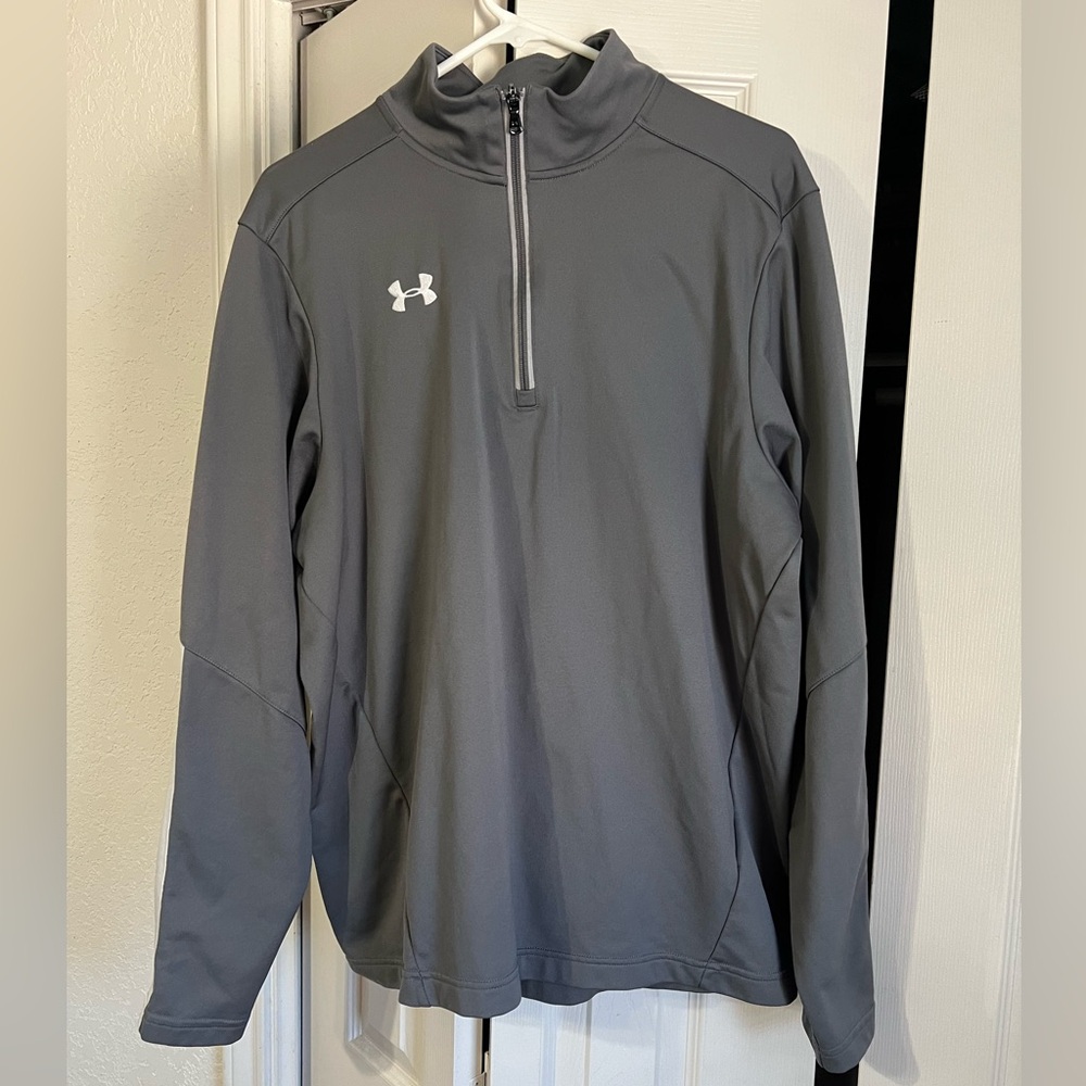 Under Armour pullover